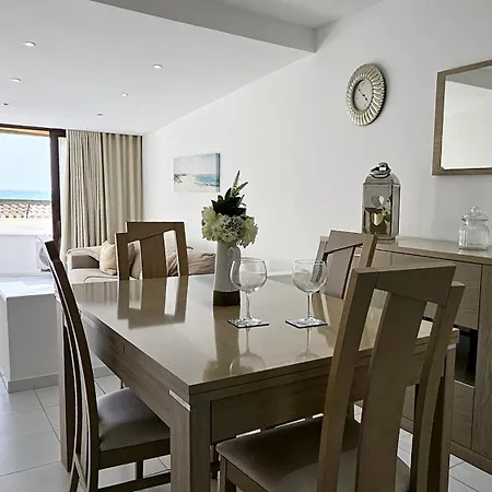 Albufeira, Blue Wave Retreat 65 * البوفيرا