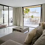 Albufeira, Blue Wave Retreat 65 *